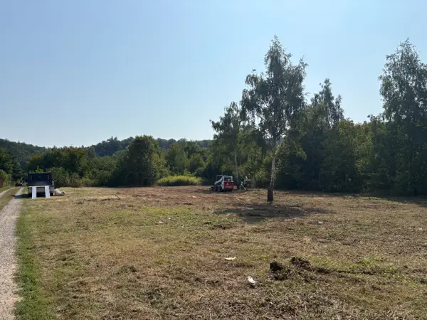 První úpravy pozemku