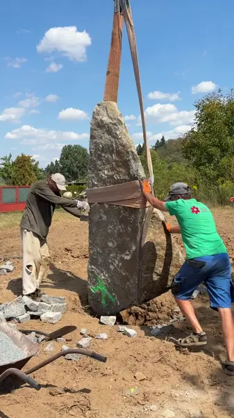 Budování areálu